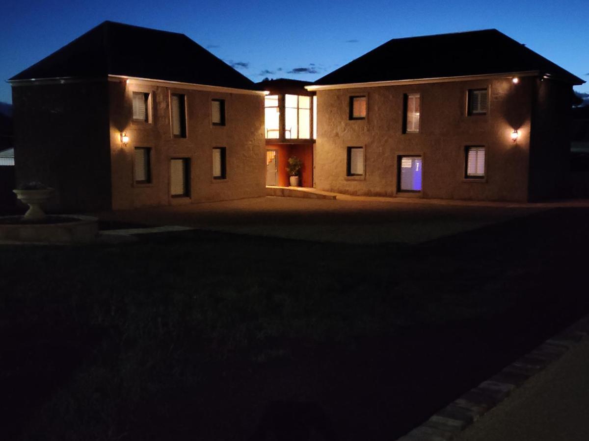 Triabunna Barracks Bed & Breakfast ภายนอก รูปภาพ